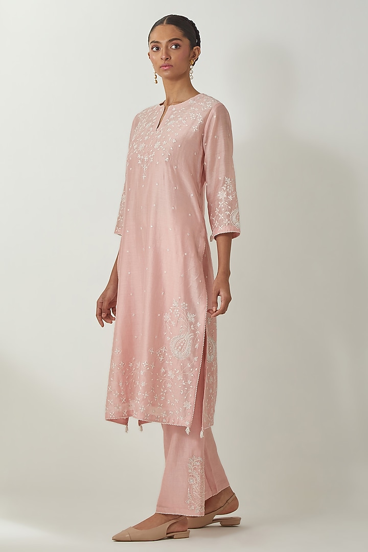 Pink Silk Chanderi Thread Embroidered Kurta Set by Kora at Pernia's Pop Up Shop
